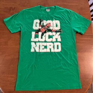 Deadpool shirt size medium Marvel comics